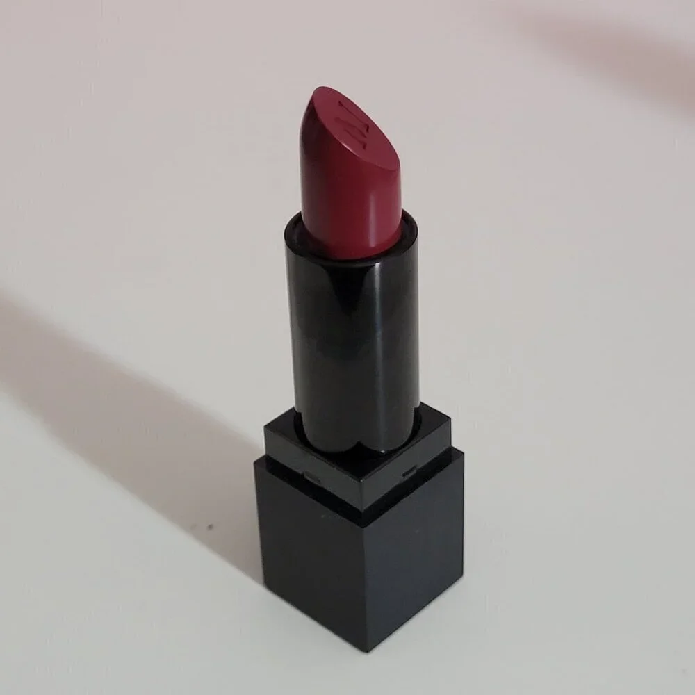 Morphe Lipstick No Shame Red Creme